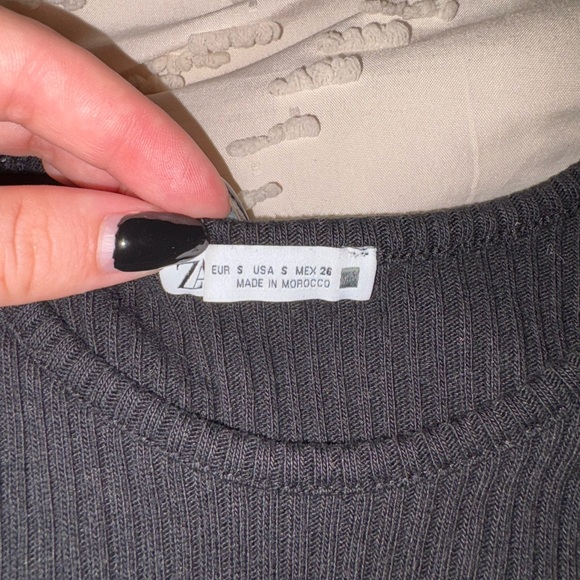 Black Zara Ribbed Tank - Picture 2 of 2